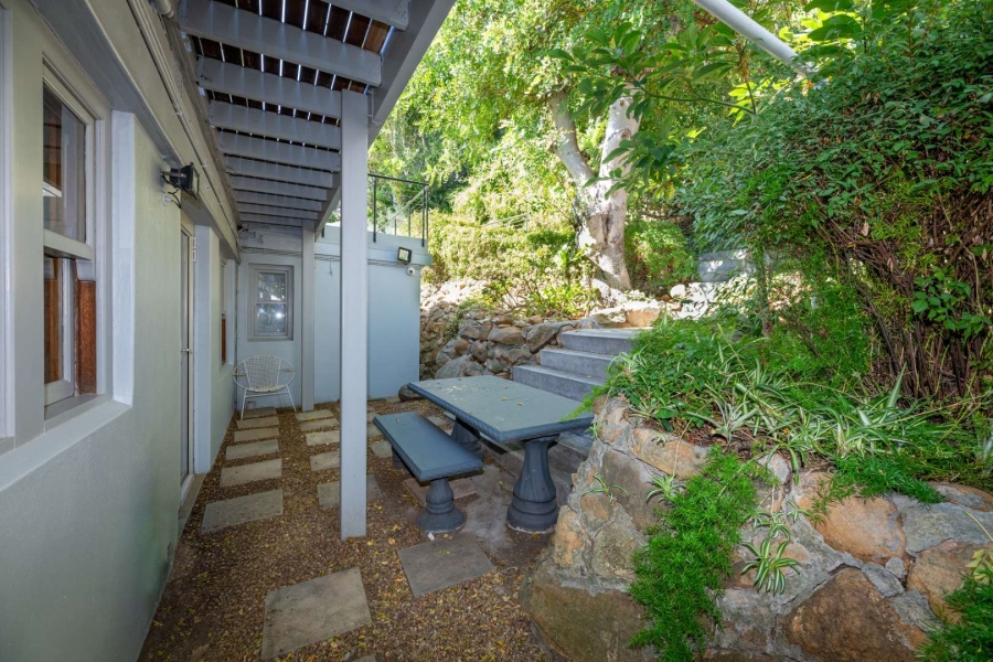 To Let 3 Bedroom Property for Rent in Camps Bay Western Cape